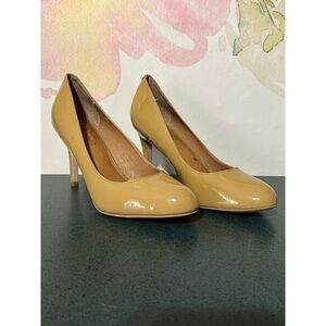 Corso Como Women Nude Patent Leather Round Toe Classic Heels Pumps Size 8 M
